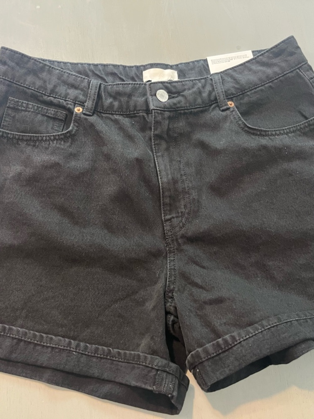 H&M Black Rolled-Hem Denim Shorts